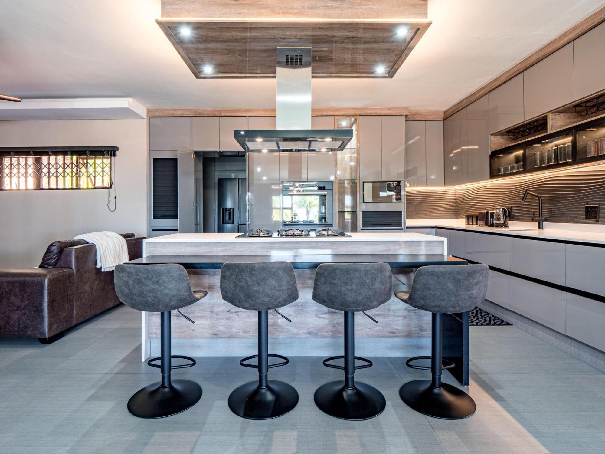 Villa One On Chelsea Durban Esterno foto