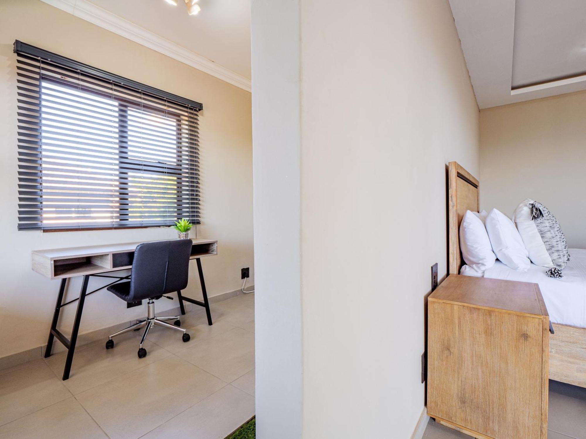 Villa One On Chelsea Durban Esterno foto
